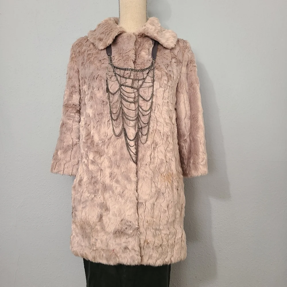 Forever 21 Faux Fur Coat Jacket Size‎ Medium